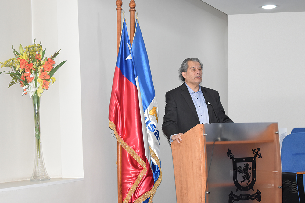 Experto introduce a estudiantes del Departamento de Ingeniería Industrial en el neuromarketing y advierte sobre sus aplicaciones