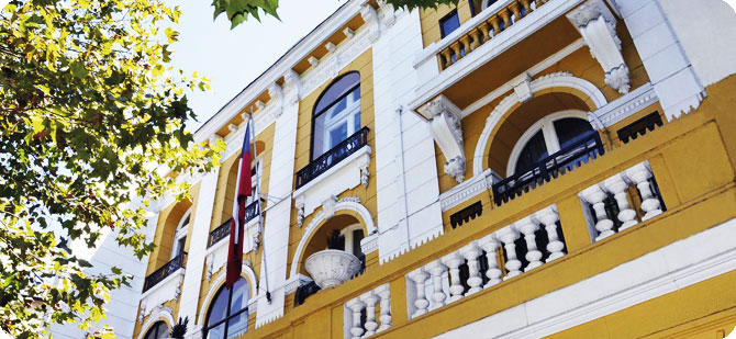 EMPRESAS Y FUNDACIONES DE LA UNIVERSIDAD ACTUALIZAN INFORMACIÓN SOBRE LA ATENCIÓN DE ALUMNOS