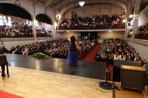 Ceremonia de Titulación 2025 @ Aula Magna, Universidad de Santiago Responsable: Departamento de Ingeniería Industrial.